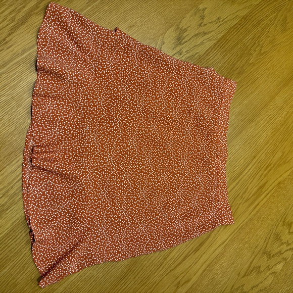 Red Polka Dot/Heart shape print Women's Skirt Size M Valentines Day. - Picture 2 of 5